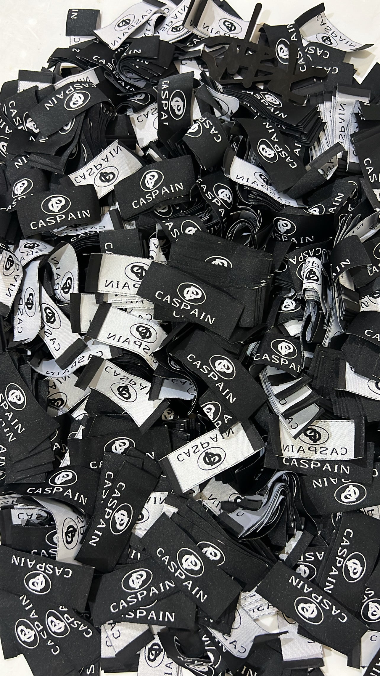Branded Woven Labels (1000 Pcs)