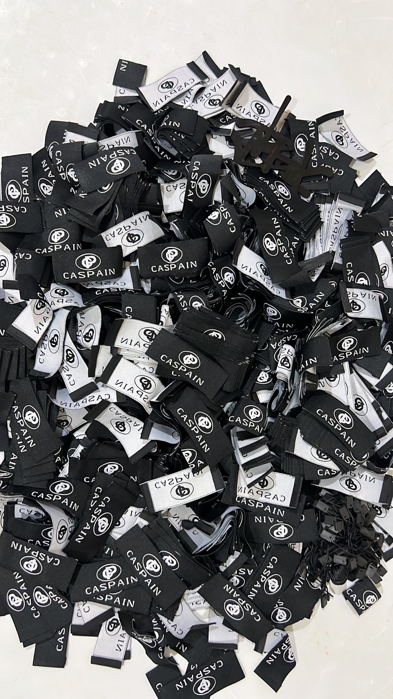 Branded Woven Labels (1000 Pcs)